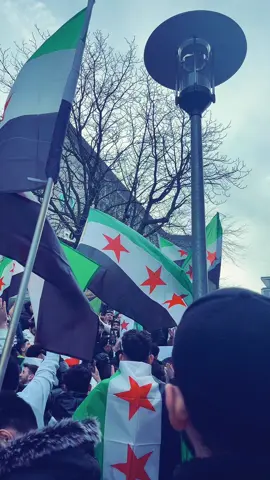 #يلعن_روحك_حافظ #ثورجية #اسن #المانيا_اسن #بنت_الثورة_السورية #حرية #الثورة_السورية #ساروتية #ساروت 