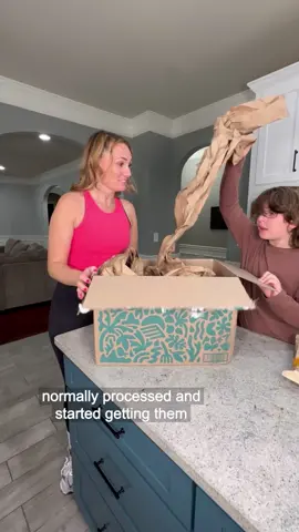 He couldn’t even wait for me to bring them inside! 😂 Thrive Market is an online membership-based grocery store that truly makes living a healthier lifestyle easier and we are obsessed! #thrivemarketpartner #snackhaul #healthysnackhaul #ad 