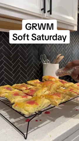 GRWM Soft Saturday 🖤 #MarshForever #MarshForeverHome #FYP #ForYou #ForYouPage #SAHMsofTikTok #SAHW #CookWithMe #GetReadyWithMe #GRWM 