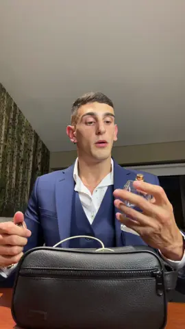 ¿Que no puede faltar en tu bolso?👀 - - - - - - #fypシ #like #parati #foryou #viral 