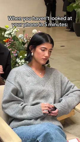 Trust us, it can be hard 😅📱@charli d’amelio 