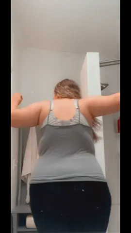 My back rolls use to be one of my biggest insecurities forever grateful for this amazing tool and my love for the gym♥️ #capcut #fitnessjourney #weightloss #weightlosstransformation #150lbsdown #Fitness #weightlossjourney #wls #rny #vsg #wlscommunity #wlsjourney 