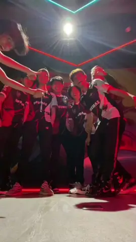 sisa sendiri ya pai dari roster P.A.C.U.L:(@oppai.27  untung masi ada ayang nya yg satu lagi si @syaukifs5  @celiboyyyyyyyy @moreudil @leomurphy1  #mplindonesia #mlbb #alterego 