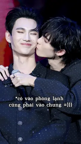 Khum muốn vào phòng lạnh một mình thì Pavel kiếm cách kéo chồng nhỏ vào chung 😆😆 #pavelphoom #พาเวลพูม #poohkrittin #พูห์กฤติน #pavel #ppoohkt #poohpavel #พูห์พาเวล #พาเวลพูห์  #pitbabetheseries 