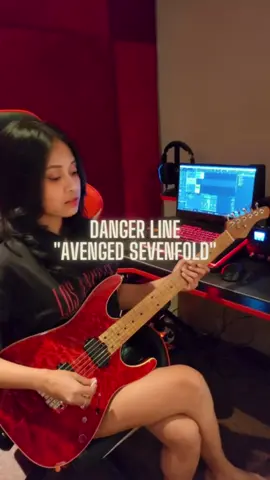 Bawain request kalian dan ternyata makna lagu ini dalem banget. Semoga suka ya 🤍 Eh btw A7X bulan mei ini mau konser di JKT, nonton berdua yuk? 😊 • Guitar by SQOE (SEIB950 HH with fishman fluence pickup series) • Pedal effect by Valeton (GP-100) • Jack cable by Ivu Creator Original song by Avenged Sevenfold - Danger Line Kalo km suka sama videoku yuk di like,comment & share ya, Thank u. 🤍 #sqoe #sqoeguitars #valeton #valetonpedals #valetongp100 #ivucreator #ivucreatorindonesia #ivucreatorpremiumplayercable #musician #guitar #dangerline #avengedsevenfold #guitarist #sologuitar #music #musik #foryou #indonesia
