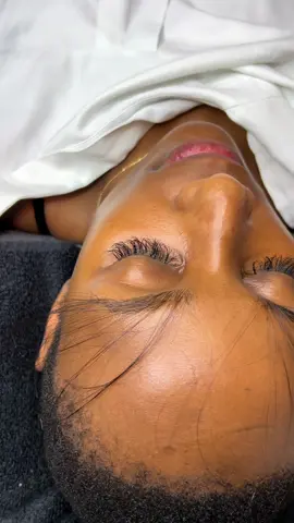 “Bold brows, big vibes! Get the scoop on our extension secrets. #BrowVibes #TikTokGlam”#browextensions #brow #browtutorial #jhb#sandton #eyebrowsonfleek #eyebrows #viral #for #foryoupage #shugarlash #shugarlashpro 