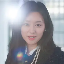 🙂>>>😐 langsung kicep😂 #kimjiwon#queenoftears#kdrama 