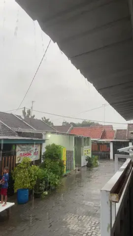 #storywa #mentahanvideo #hujan #bahanstory #videomentahan #rumah 