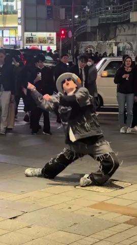 【 Japanese street performance 】 #streetperfomance #dance #japan #robomon #ロボモン