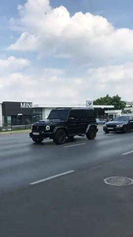 Brabus G63🤩#fyp #fypシ゚viral #fy #mercedes #turbos #v8 #sandton #carporn #cars #car #exhaust #southafrican #southafrica🇿🇦 #🇿🇦 #popular #brabus #custom #wow 