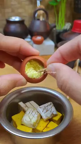 Sebentar lagi mau masuk bulan puasa😇, tapi belum ada persiapan/stok daging ,aku mah yang penting ada tahu tempe alhamdulilah ❤ hehe #masakankampung  #masakansederhana  #masakmini  #dapurmini 