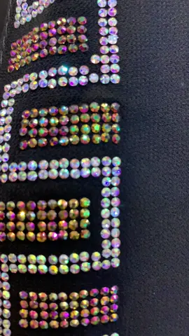 نەخشی کریستالی بۆ سەر سەرپۆش  بەهەر جۆرە مودێک بتانەوێت .زۆر جوان و ناسکە .💛#نەخشی_کریستال #نەخشی_مەکسی #نەخشی_کۆمپیـــــــتەری #foryou #نەخشی_مەستورە 