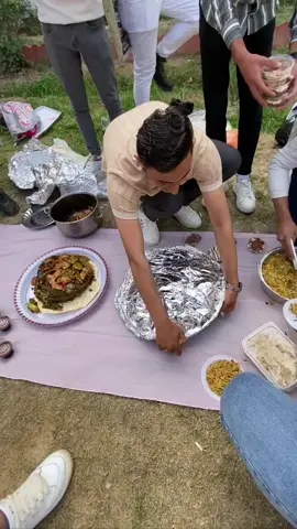 سفره سفوري بعد معاناة ٣ اشهر سوينه عزيمه 😂😂@غيث القائد #كليه_بلاد_الرافدين_الجامعه #طلاب_الجامعات #fypシ゚ #الشعب_الصيني_ماله_حل😂😂 #تقاطع_القدس_ديالى #capcut #ترند #سفره_سفوري #ترند_تيك_توك #لايك__explore___ #قسم_الكهرباء 