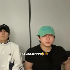 I burst out laughing on this live stream, even though I didn't understand it 😂and changbın Laughing Sound jkkk#CapCut #straykıds #staylove #skz #stayloveskz #skzstaylove #changbın 