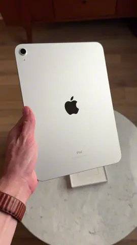 Unboxing iPad (10th Generation) in Silver 😮‍💨 #ipad10 #ipadair #ipadpro #unboxingipad #silveripad #appleipad #shotoniphone 