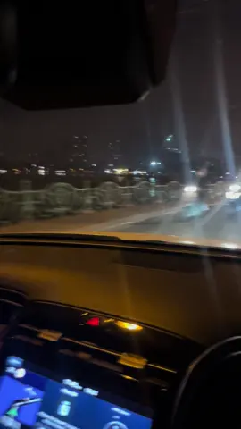 Lượn lờ Hồ Tây đêm