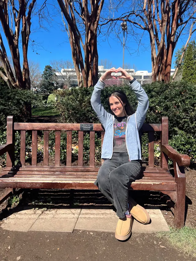 anyone else been to the bench at centennial park dedictaed to taylor swift? #swiftie #taylorswift #invisiblestring #centennialpark