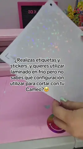 Paso a paso Print and cut perfecto de laminado holografico en frio con tu silhoutte cameo. #laminadoholografico #tipscameo #printandcutstickers #printandcutcameo #cameodesdecero #cortecameo #cursocameo4 #etiquetaspersonalizadas 
