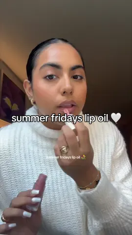 brown girl approved 🎀  #lipoil #summerfridays #summerfridayslipoil #browngirlmakeup #browngirlfriendly 