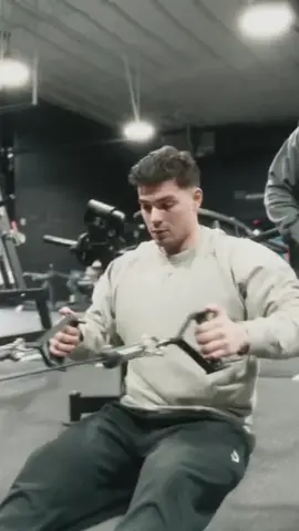 Back Tips with Coach Kyle Wilkes #Fitness #bodybuilding #backworkout 