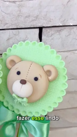 Pirulito de ursinho para Chá Revelação 💚✨🐻 #docespersonalizados #charevelacao #docesartesanais #pastaamericana 