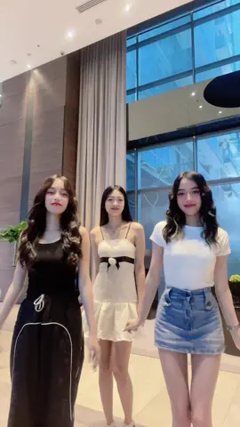 muntik na ako makasabay😭 @Marie Twins🐵👭🏼 #sabbyandsophia #ayahflores 