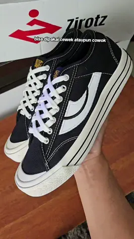 Sepatu cowok keren casual zirotz flexion low dari zirotzfootwear #sepatu #sepatupria #sepatuwanita #belilokal #zirotzfootwear  #tiktokshop 