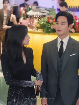 the fact that Hae-in does not have anyone aside from her husband, Hyunwoo 😭 I hope hyunwoo will never leave her side💔 #QueenofTears #kimjiwon #honghaein #kimsoohyun #baekhyunwoo #kdrama #fyp 