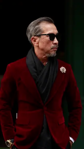 Đâu cần phải mua đồ hiệu thì mới mặc đẹp được đâu đúng không nè #thuannguyenfashion #thuannguyenfashionista #thuannguyen #fashion #thuannguyenu70 #fashiontiktok #outfit #OOTD 