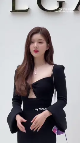 ยัยน้องจ้าวลู่ซือกับเครื่องประดับของ BVLGARI สวยปังมากๆ 🥰 #赵露思 #จ้าวลู่ซือ #ZhaoLusi 