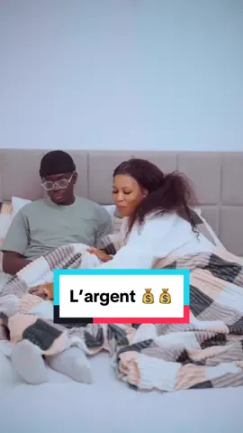 @Kelly_Kelly  c’est quoi ton probleme ? #humour #comedie #comedy 