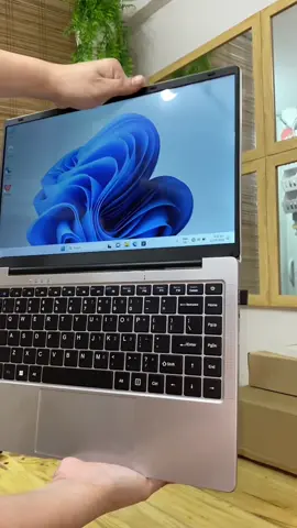Brand new laptop for as low as 12,000+ pesos 💻..@KUUlaptop-Philippines #kuulaptop #brandnew #laptop #budolfinds #muranglaptop #trending #trendingnow #viral #viralnow #fyp #rodalenenavarro 