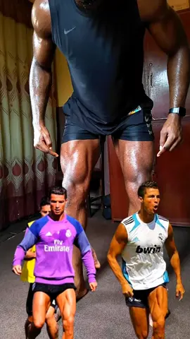Cristiano Ronaldo's leg workout . . . This is a bodyweight leg workout of CR7 that is perfect for beginners who want bigger legs without using weight. Follow the instructions and don't forget to share with a friend that  💯 #cristanoronaldo #ronaldolegworkout #bodyweightworkout #legworkout #homeworkouts 