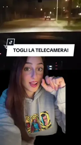 “TOGLI LA TELECAMERA!” Reale o no, resta comunque inquietante!💀 #horror #spooky #paranormale 