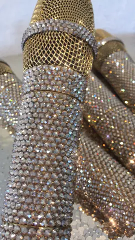 Gold mics #goldmicrophone #blingbling #stagegear #custommic 