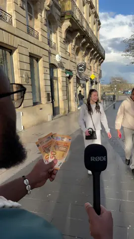 Elle avoue à sa Meilleure Pote qu’elle Kiffe son Mec 💔😮‍💨 #experiencesociale #microtrottoir #drole #argent #ami #couple #amour #yao_ag #pourtoi 