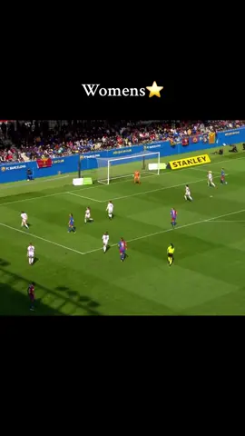 🤌🤌🤌 #football #Soccer #soccergirl #footballgirl #fyp #viral 