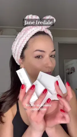 We love clean beauty 🫧✨ using the newest collection by @jane iredale ! #janeiredalepartner 