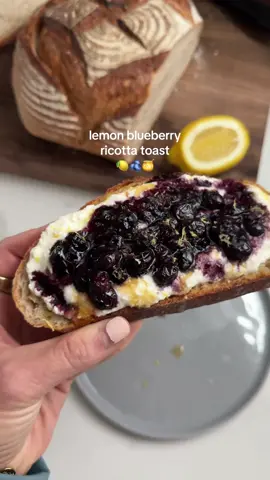 5 days of TOAST 🍞 day 1/5 - lemon blueberry ricotta toast 🍋🫐🍯 its creamy and the perfect amount of sweet, im obsessed!! Come back tomorrow to see what we’re making next! #toast #toastrecipe #toastrecipes #EasyRecipes