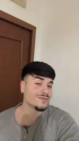 ma che vita è scusatemi