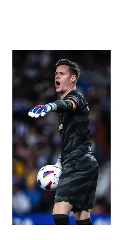 We will need your support tomorrow to reach the quarterfinals.  Som-hi 🔵🔴