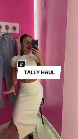 @Tally Weijl Hungary 💓  📍 ÁRKÁD #tallyweijloutfit #tally #tallyweijl #tallyweijlhungary #tallyhungary #tallygirls #outfit #outfits #outfitinspo #haul #haultok #tallyhaul #fashion #fashiontok #outfitidea #outfitideas #outfitideen hirdetes 