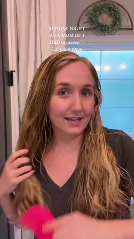 Sunday night spent with my favorite ppl 😋 #MomsofTikTok #momof4 #motherhood #realmomlife #trending #fyp #momlife #momoffour #familyof6 #sunday #hbd #mama 