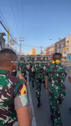 Menyala buguru, ilmu padi🌾🔥 #izinbang🙏 #ibuguru #abdinegara #tentaraganteng #taruna #ibugurutiktok