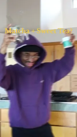 Replying to @⍀ ⍜ ⍙ ⏃ ⋏ :) // matcha + sweet tea..... let's try it!