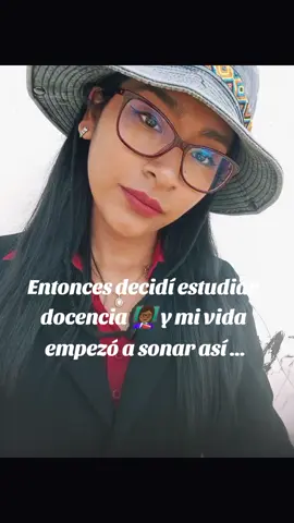 Dedicado a mis estudiantes del 2023 🤗 JGB✨ #profesora #cosasdemaestros  #clasespresenciales #maestratiktoker #escuela #fypシ゚viral #fyp #tiktok #huancavelica_perú🇵🇪♥️ 