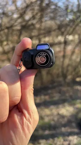 Smallest camera with lcd screen!#minicamera #microcamera #smallestcamera #miniature #tinythings #macrophotography #cameragear 