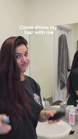 It was about time 😅 #shavedhair #hairstyle #SelfCare  #NapeShave #ClipperCut #HairRazor #NapeBuzz #ShaveItOff #UndercutStyle #NecklineTrim #FreshBuzz #SmoothNape