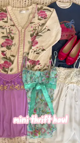 mini thrift haul 💋🧺✨ #thrift #thrifted #haul #thrifthaul #outfit #OOTD #pinterest 