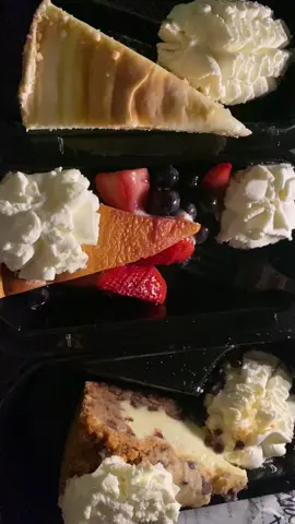 Cheesecake Factory 🩷 so thankful for all the support on my videos 🤍 #desserts #eatwithme 
